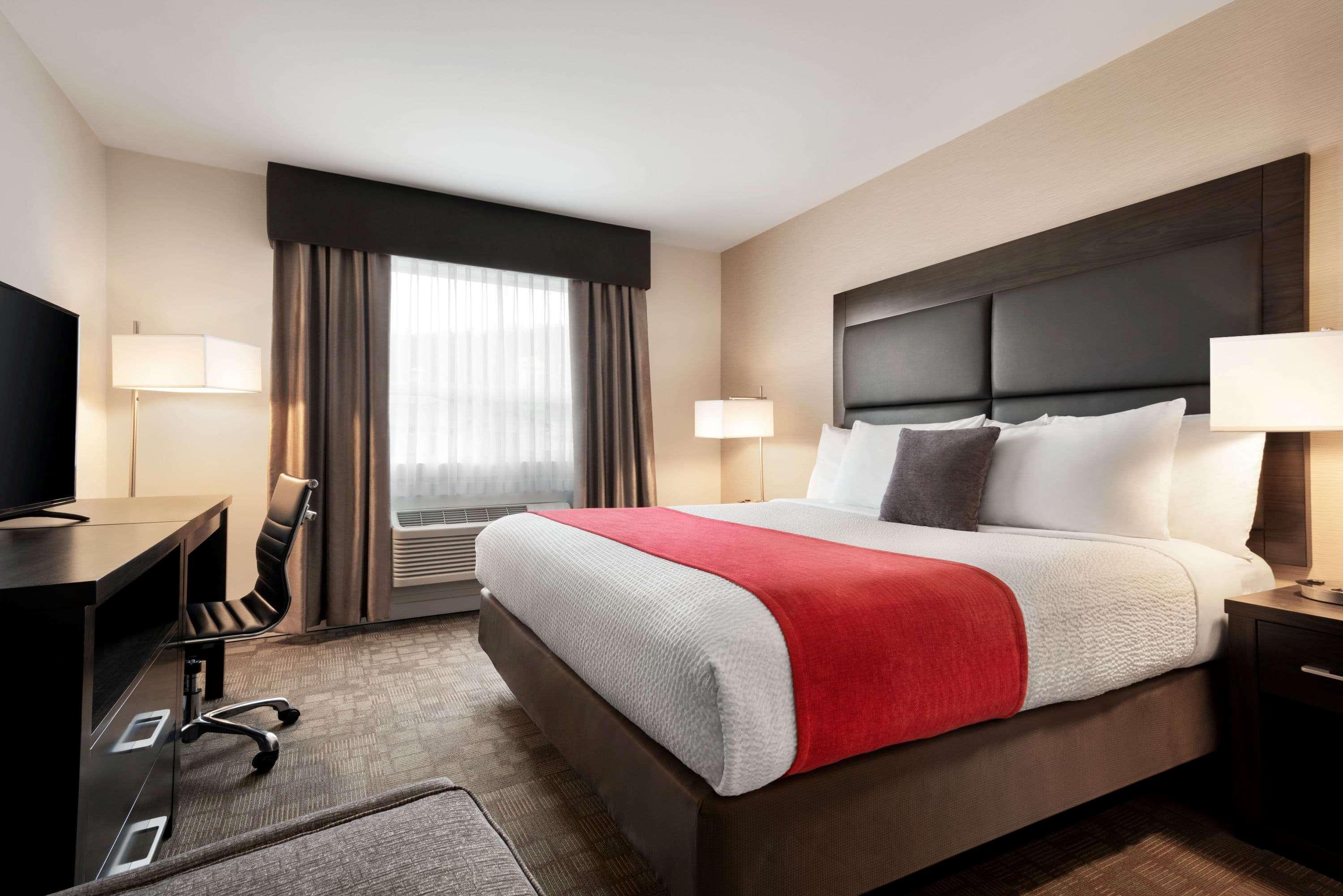 Days Inn By Wyndham 100 Mile House Kültér fotó